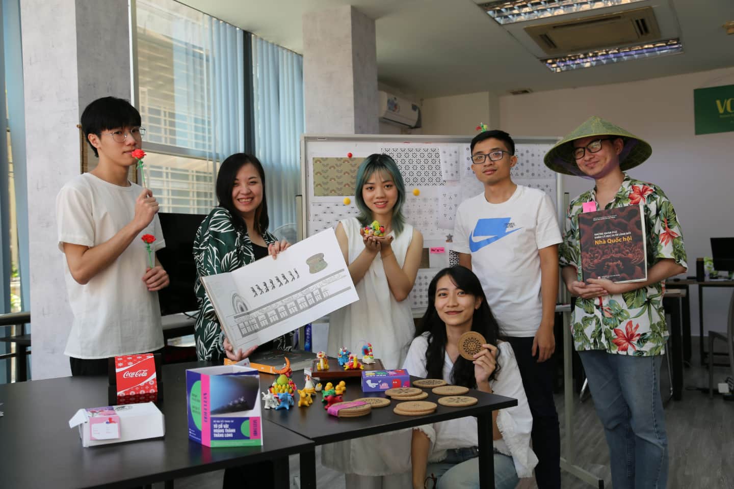 Chau (second to the left) and her team showcasing their sustainable and creative work to promote Vietnamese cultural heritage.