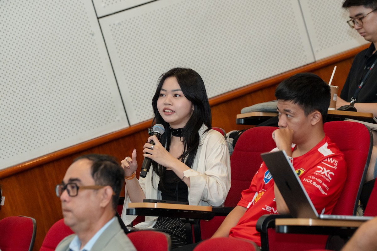 Students actively engage by asking questions during the session