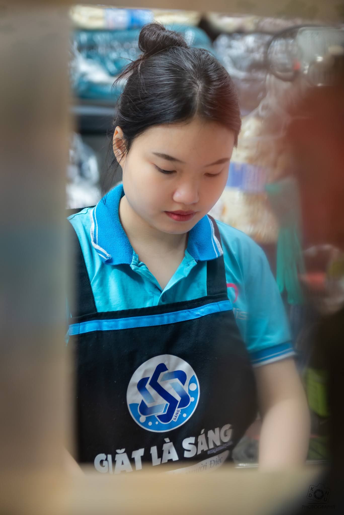 Sang laundry staff
