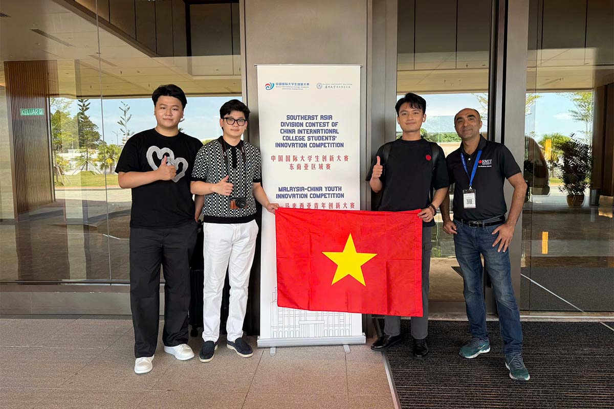 The team’s journey to the China International Student Innovation Competition. 