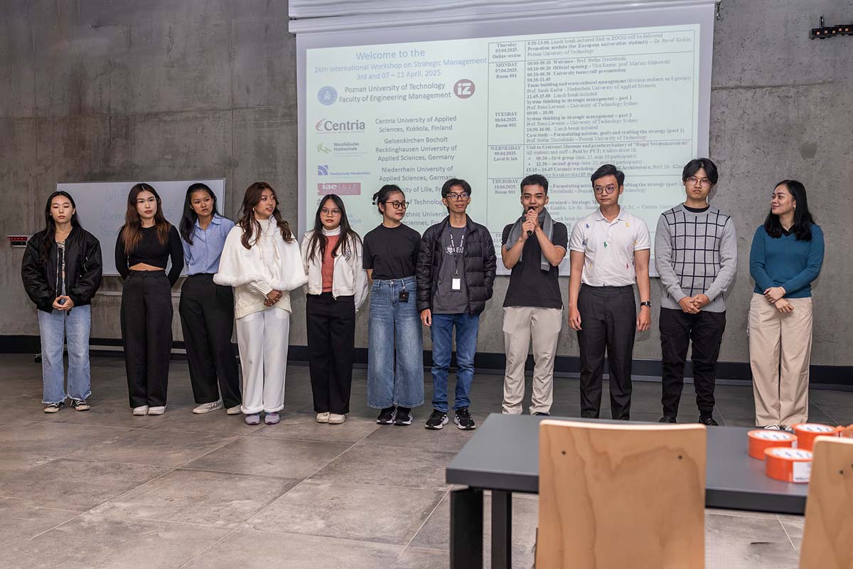 group-work-presentation.jpg