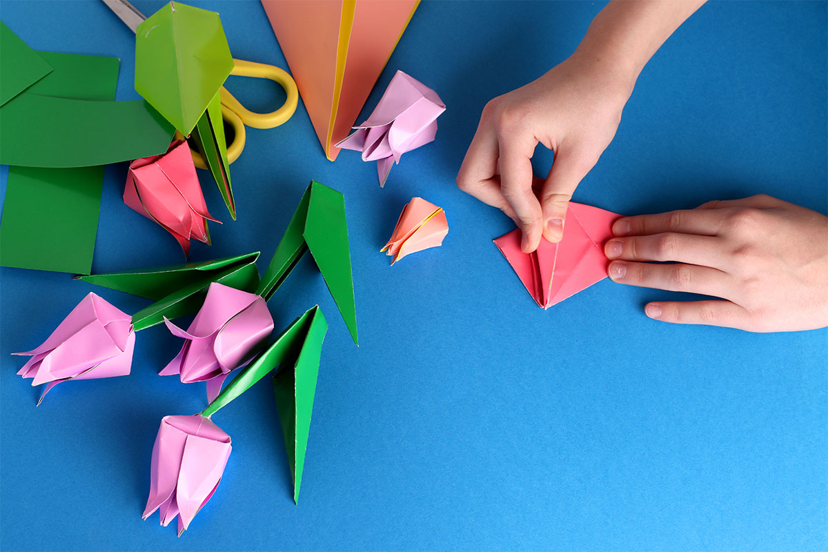 origami-flower-folding.jpg