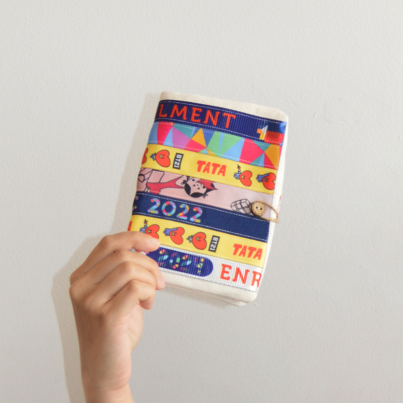 lanyard-upcycle-passport-holder.jpg