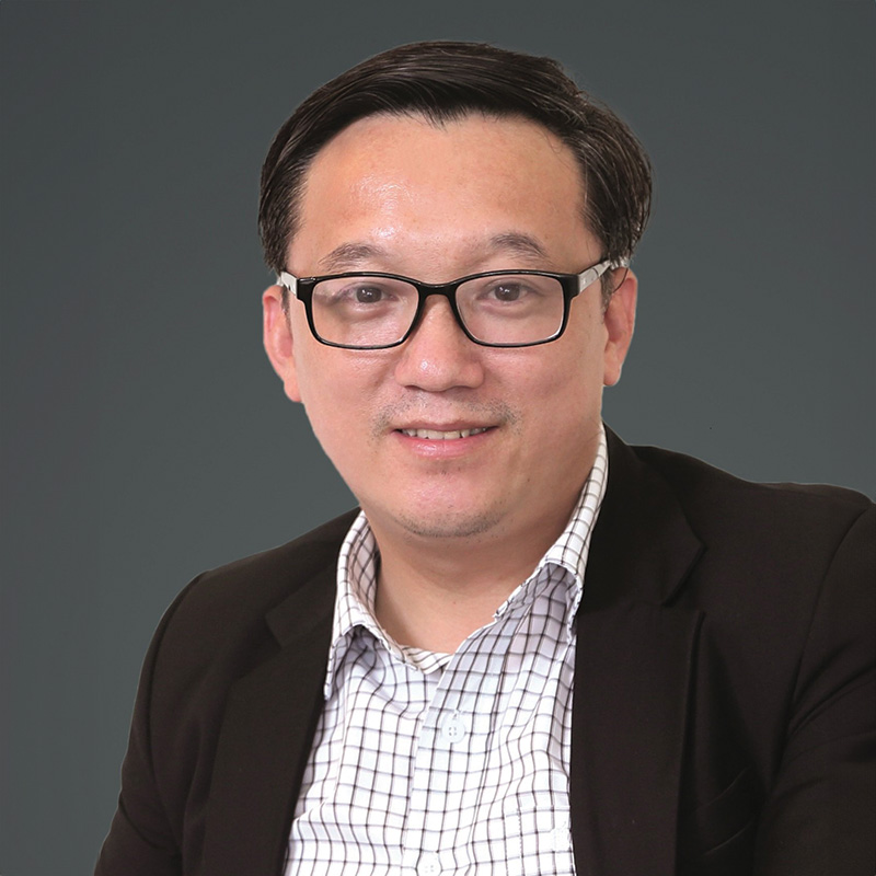 nguyen-hong-quan-photo1.jpg
