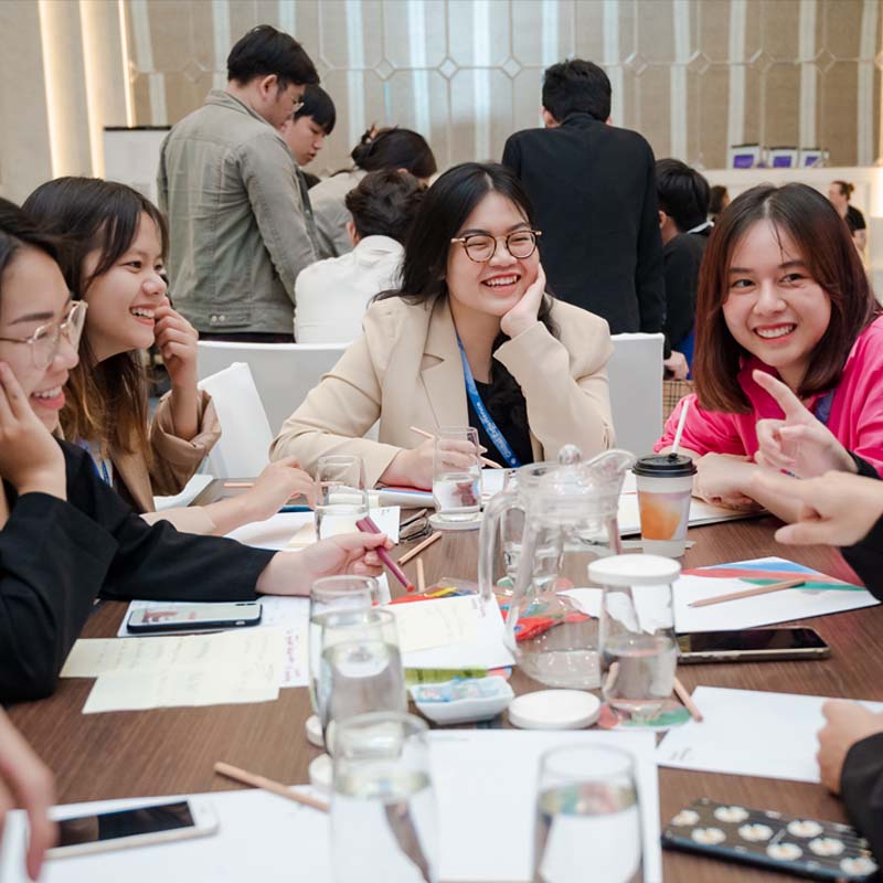 A group of students discussing 