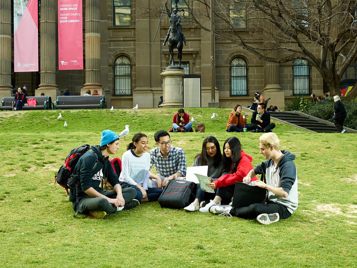 rmit vn global mobility students in melbourne