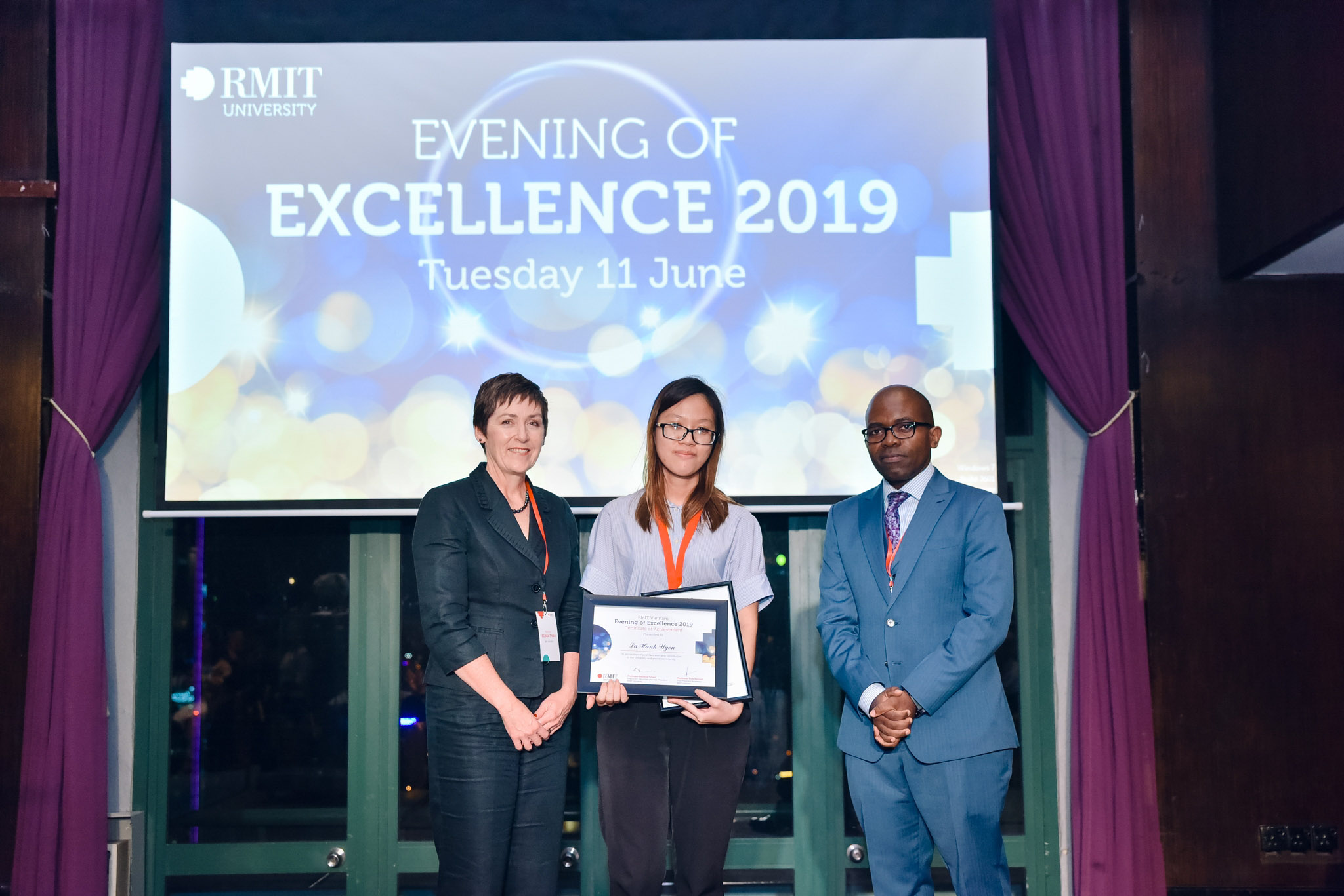 Uyen La (pictured middle) receiving the prestigious Business Medal from RMIT Deputy VC Education and Vice-President Professor Belinda Tynan (pictured left) and Head of School of Business & Management Associate Professor Mathews Nkhoma (pictured right).