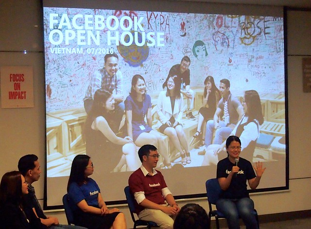 The Facebook Vietnam team present to students at RMIT Vietnam at their Open House Recruitment event on July 28.