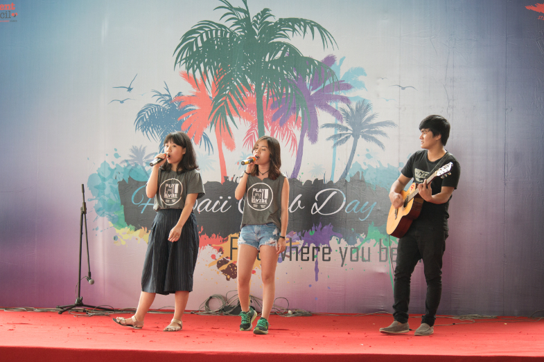 Members of the Saigon South Music Club perform at Hawaii Club Day.