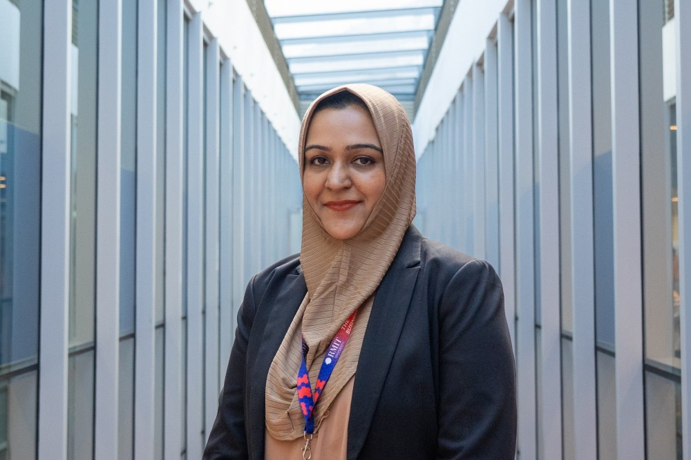 Ảnh Tiến sĩ Fiza Qureshi