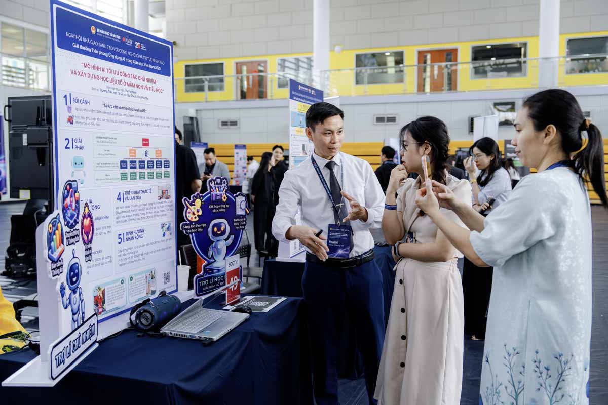 Alt Text is not present for this image, Taking dc:title 'education-festival-1'