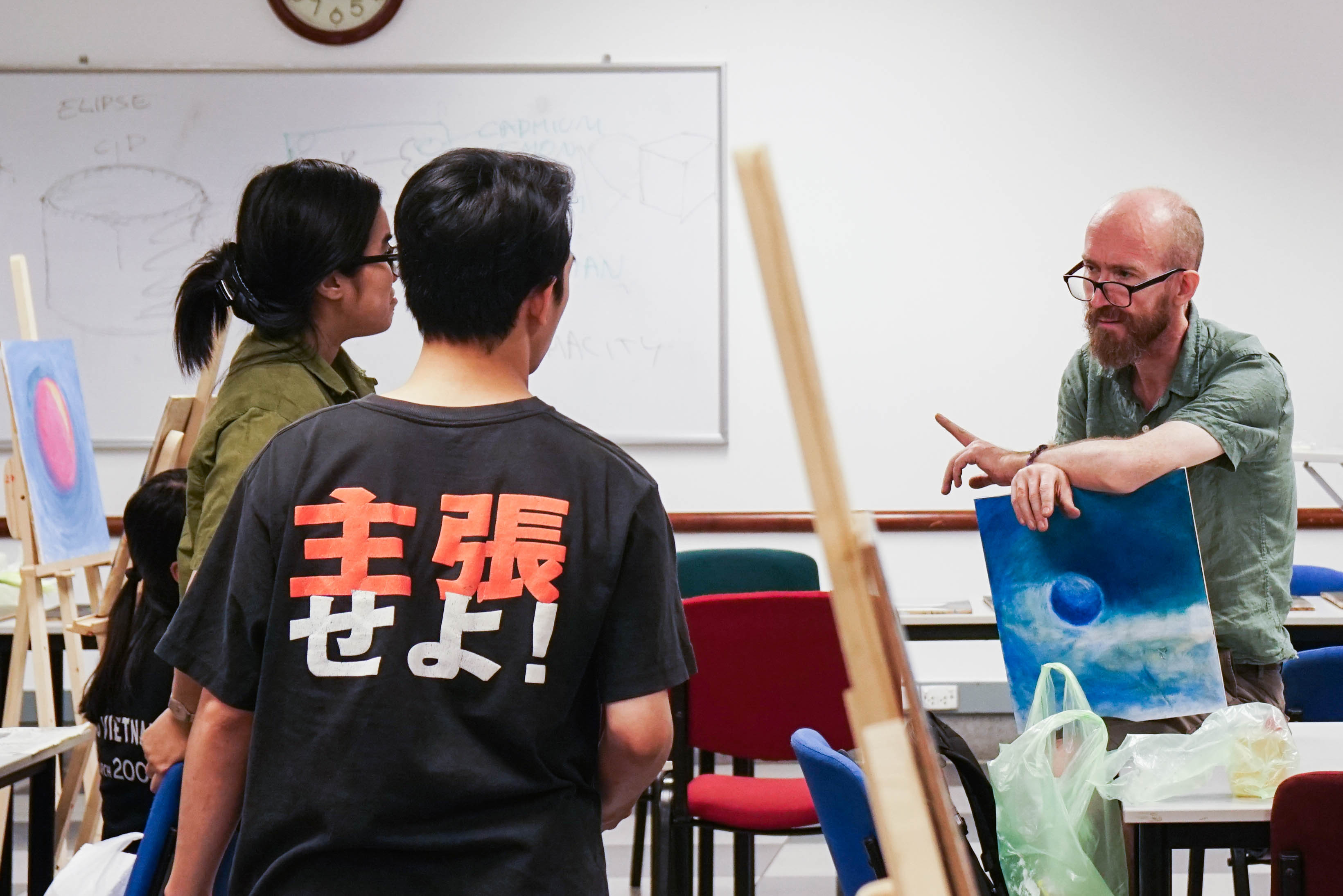Mr Constable teaches numerous courses at RMIT Vietnam, including painting, digital painting, art history, visual effects and drawing. 