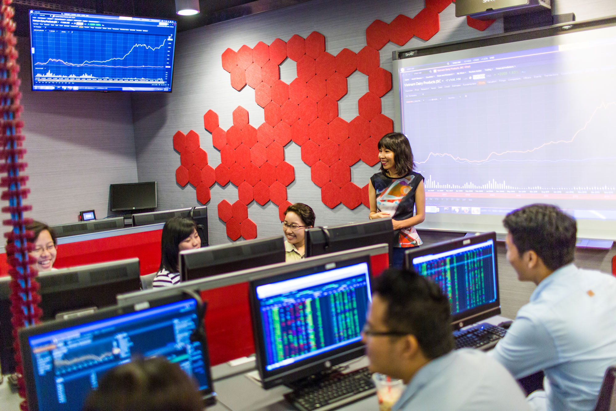 The Financial Markets Trading Lab replicates a real-world financial stock trading room.