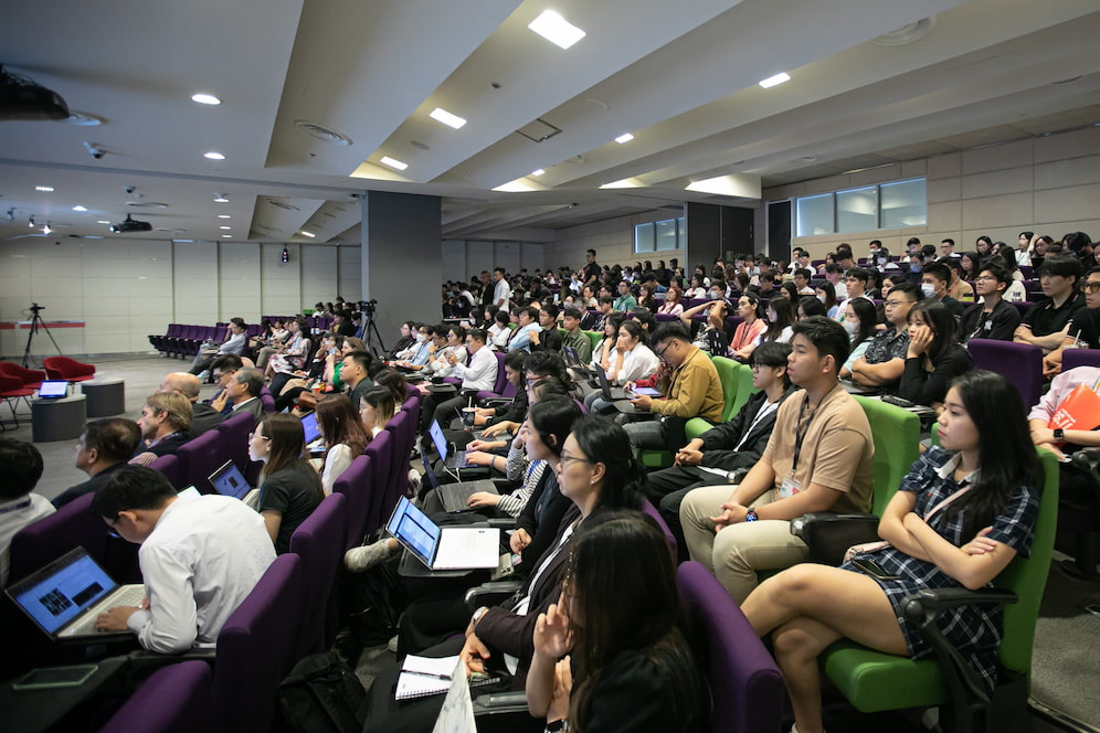 Audiences at RMIT's Global Business Forum
