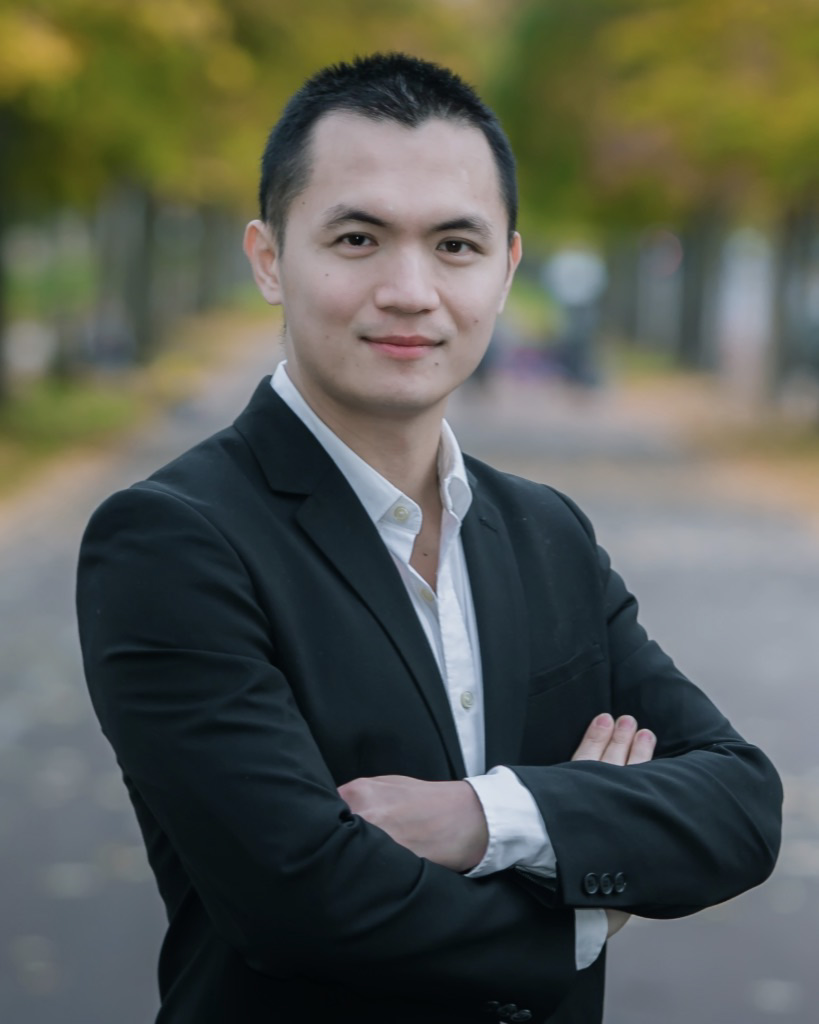 Dr Bui Duy Tung, Economics lecturer at RMIT University Vietnam