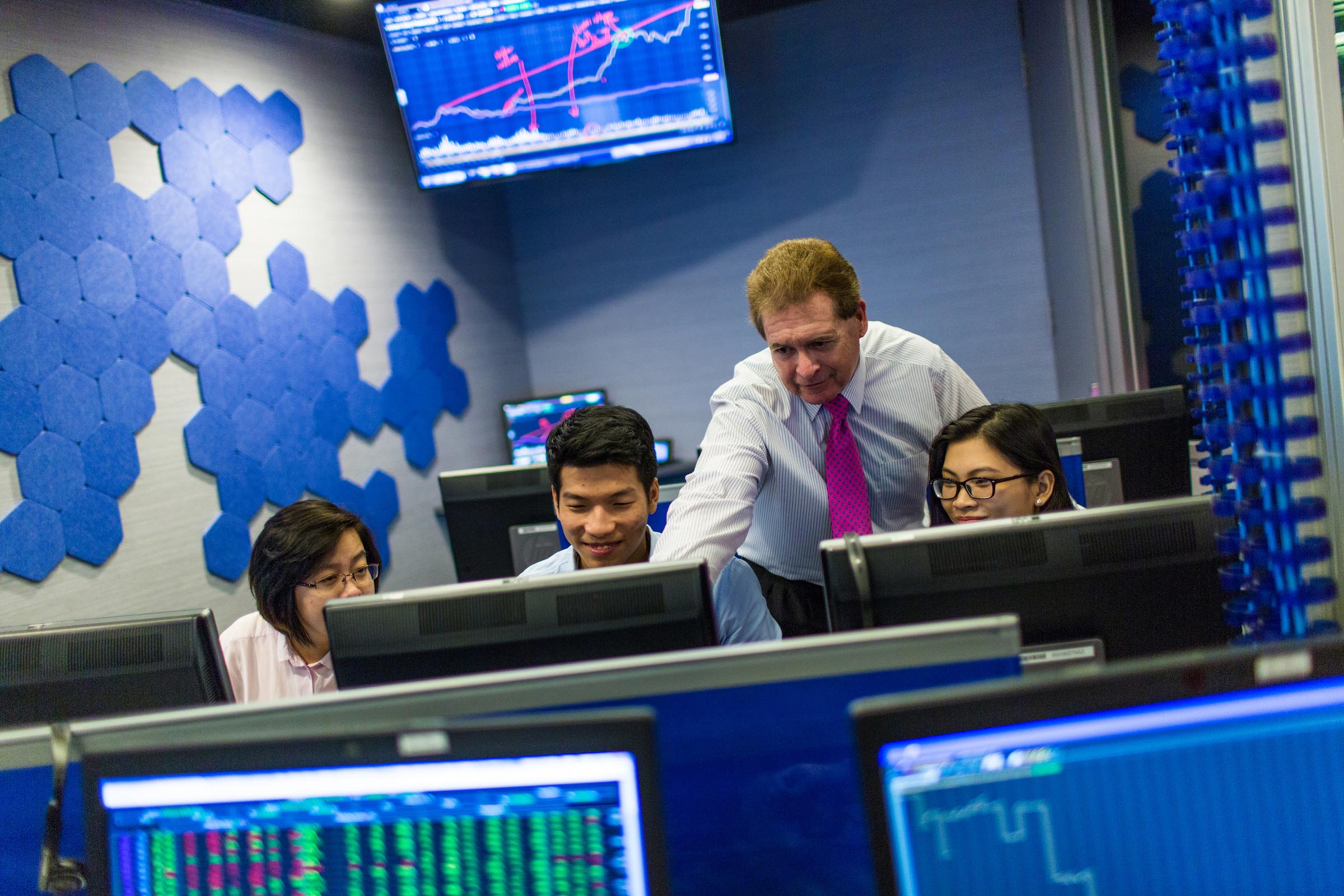 RMIT students are working in the Financial Trading Lab which replicates a real-world financial stock trading room. RMIT Vietnam has been shortlisted for a Teaching and Learning Strategy of the Year award for its authentic assessment strategy.