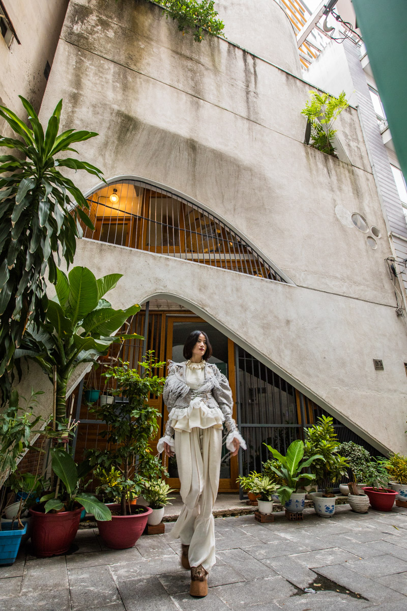This image from the research project Nexus was taken at Lib House Ho Chi Minh City (2015) that was designed by Ateiler Tho.A Architects, and shows clothing by designer Khoa Lo Folklore Design. 