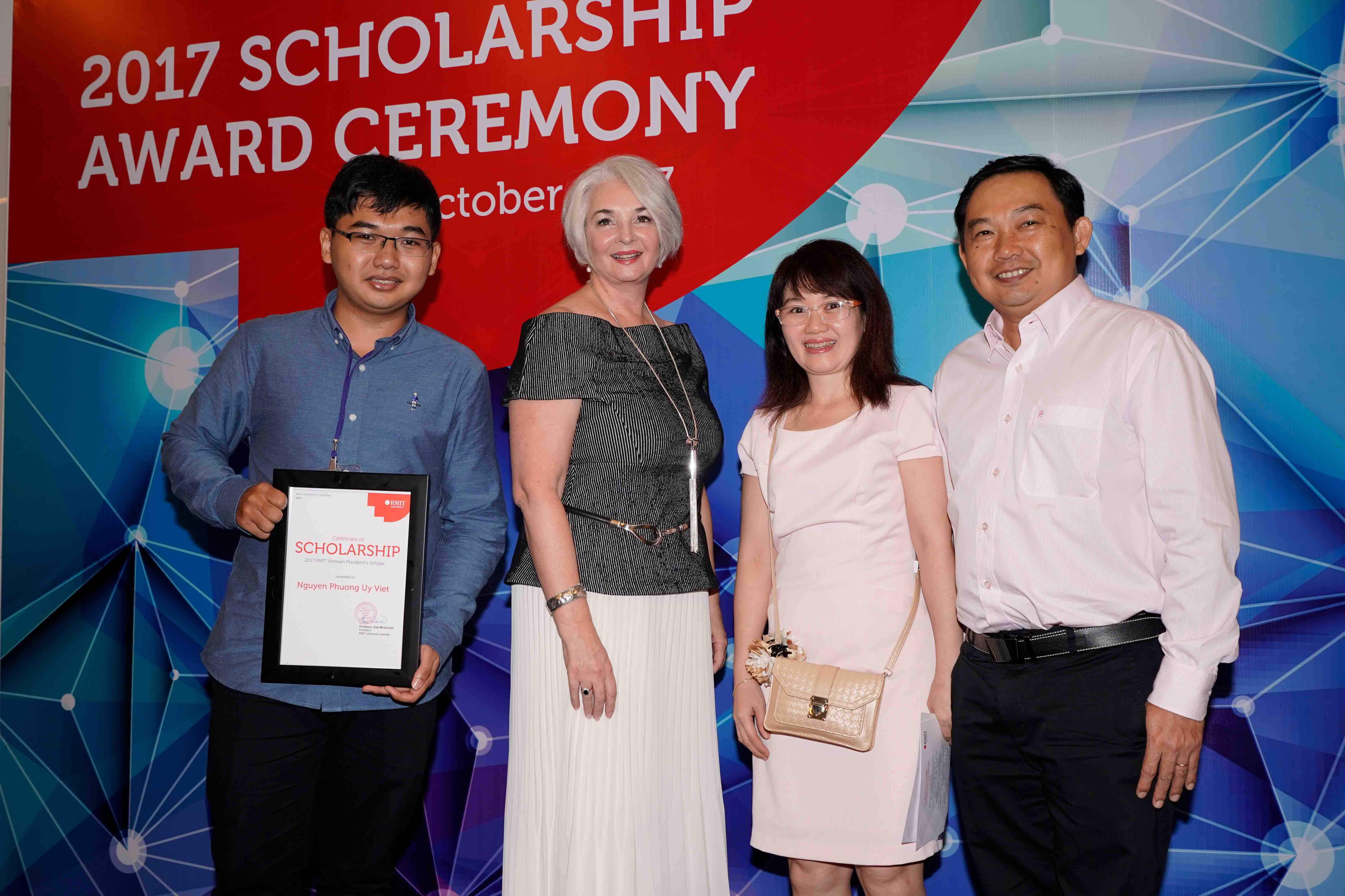 RMIT Vietnam will award 117 scholarships with a total value of $1.5 million for current and prospective students in 2018.
