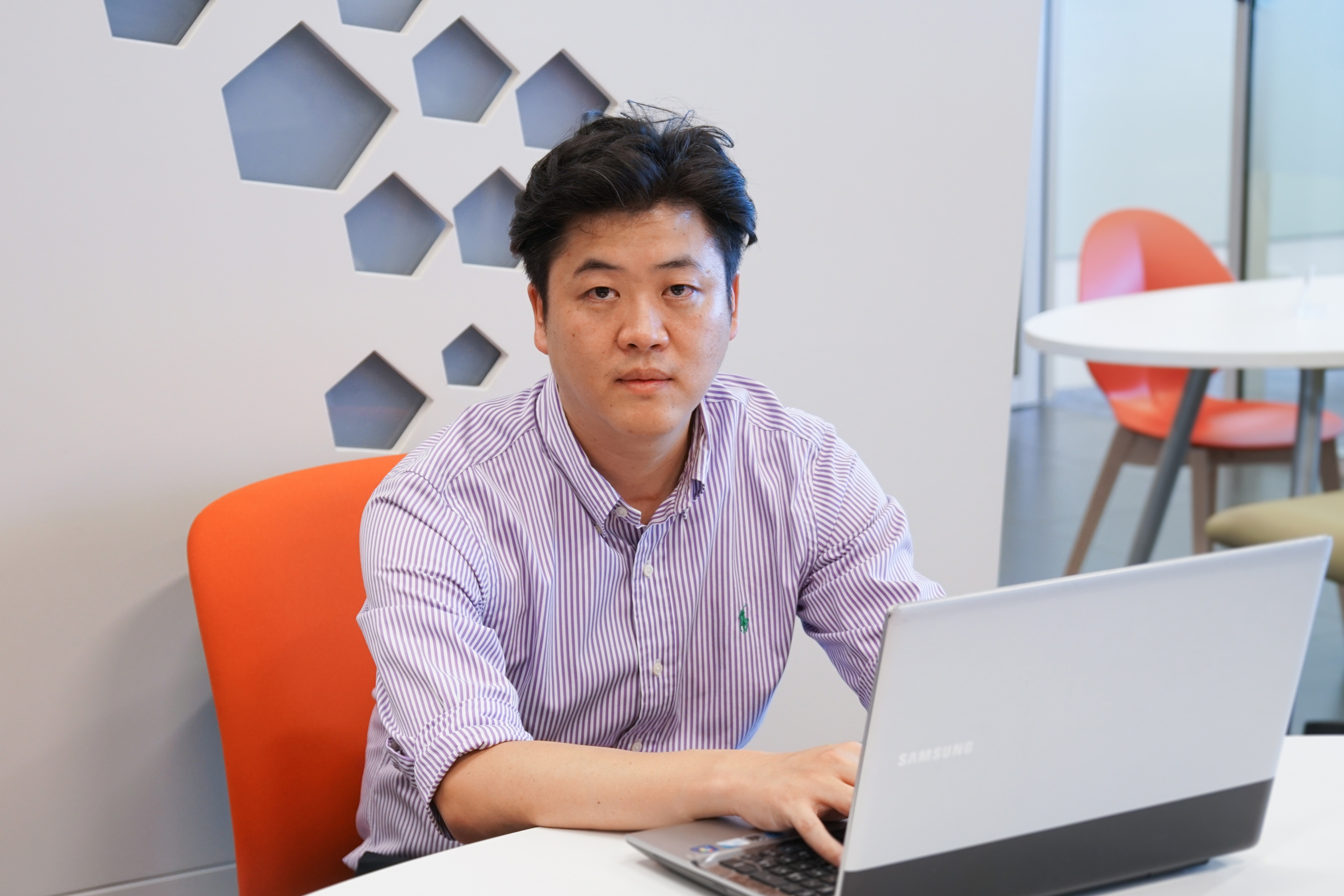 Nhân viên ngân hàng Woori Kwang Beom Chung hiện đang học MBA tại RMIT Việt Nam và có thể ở lại Việt  Nam làm việc cho ngân hàng này khi chương trình kết thúc.