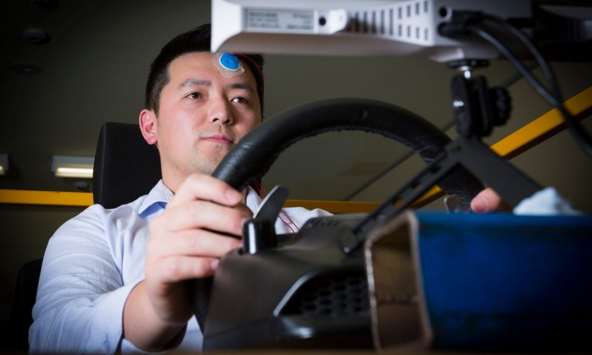 Lead author, PhD researcher Neng Zhang, in the virtual simulator.