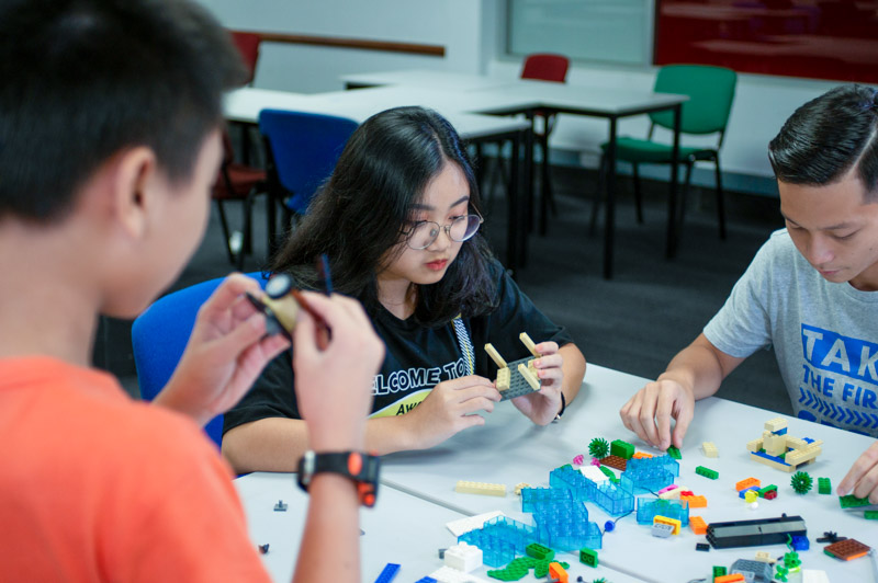 By sharing innovative and agile approaches to education, RMIT Teacher Talks 2021 prepares English educators to teach in uncertain times. 