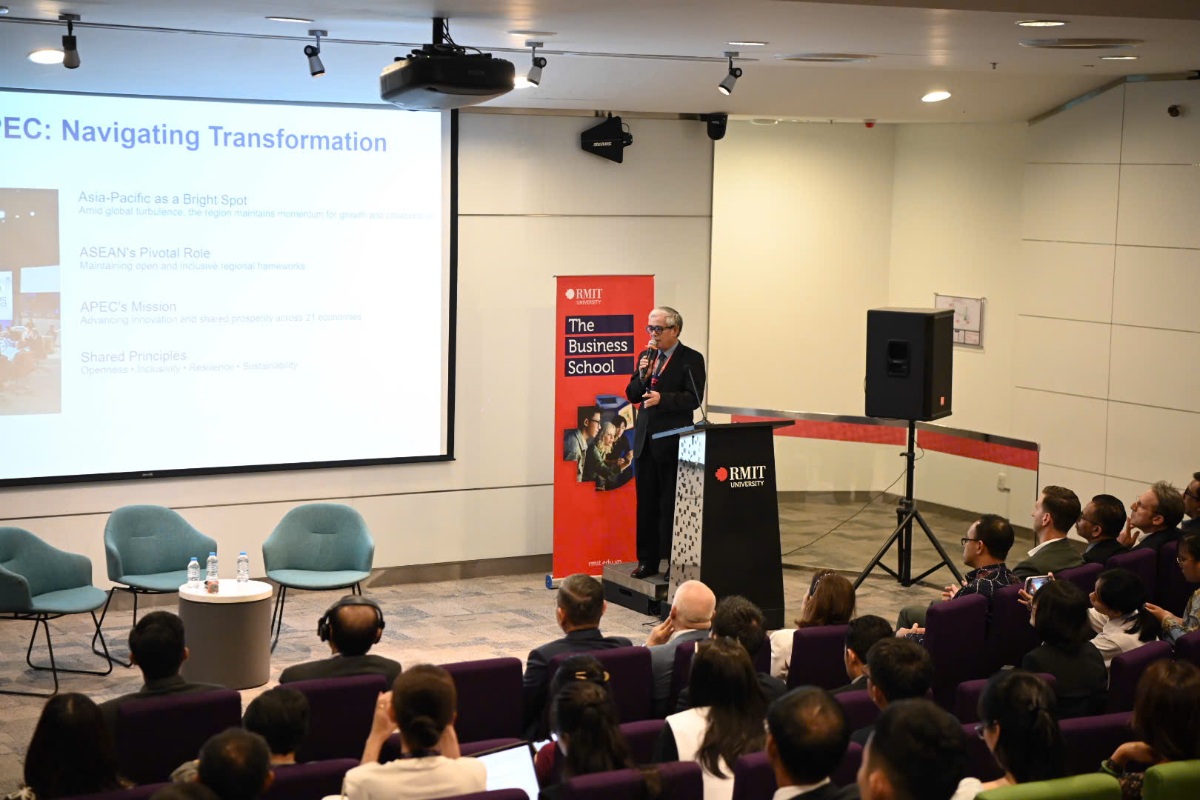 Nguyên Đại sứ Việt Nam tại Hoa Kỳ Phạm Quang Vinh. (Hình: RMIT)