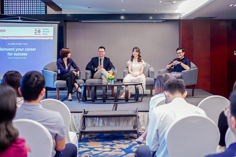 Panellists at the talk “Reinvent your career for success”.