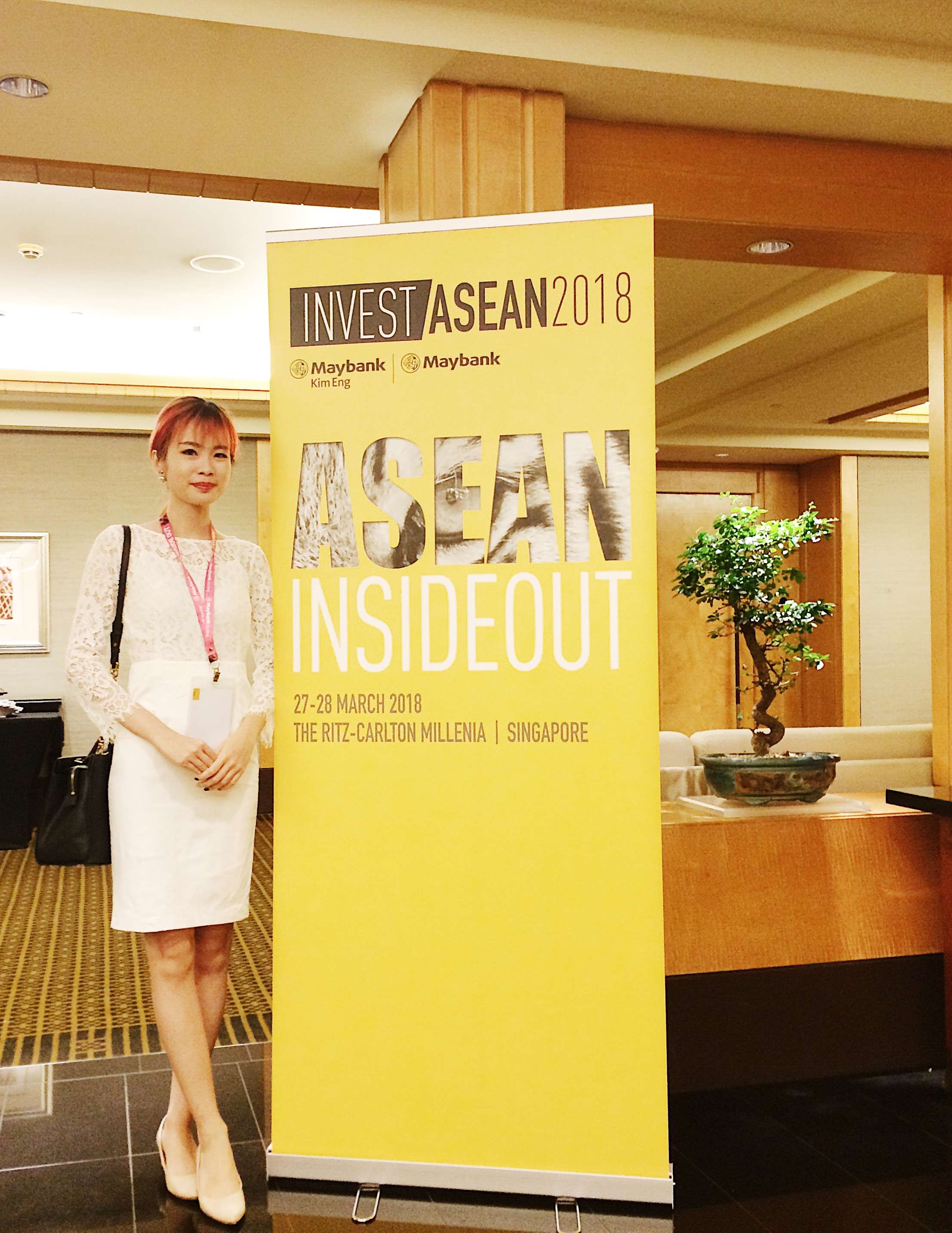 Nam Phuong at the Invest ASEAN Conference 2018 in Singapore, held by Maybank Kim Eng Securities for 700 investors and businesses from Southeast Asia. She was there to cover the event for Vietnam Investment Review.