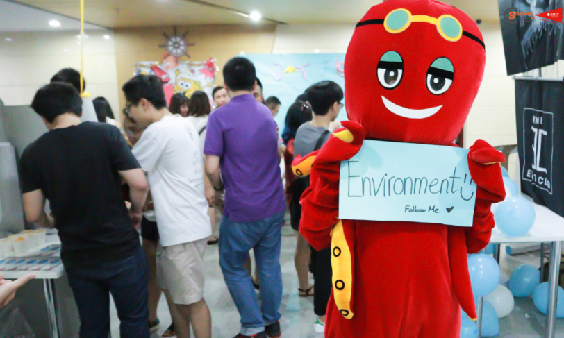 Environment Club’s Atlantis-theme mascot welcomes guests.