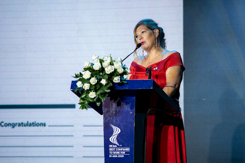 RMIT Vietnam Director of Human Resources Ms Annie Gale delivered a speech at the awards ceremony. 