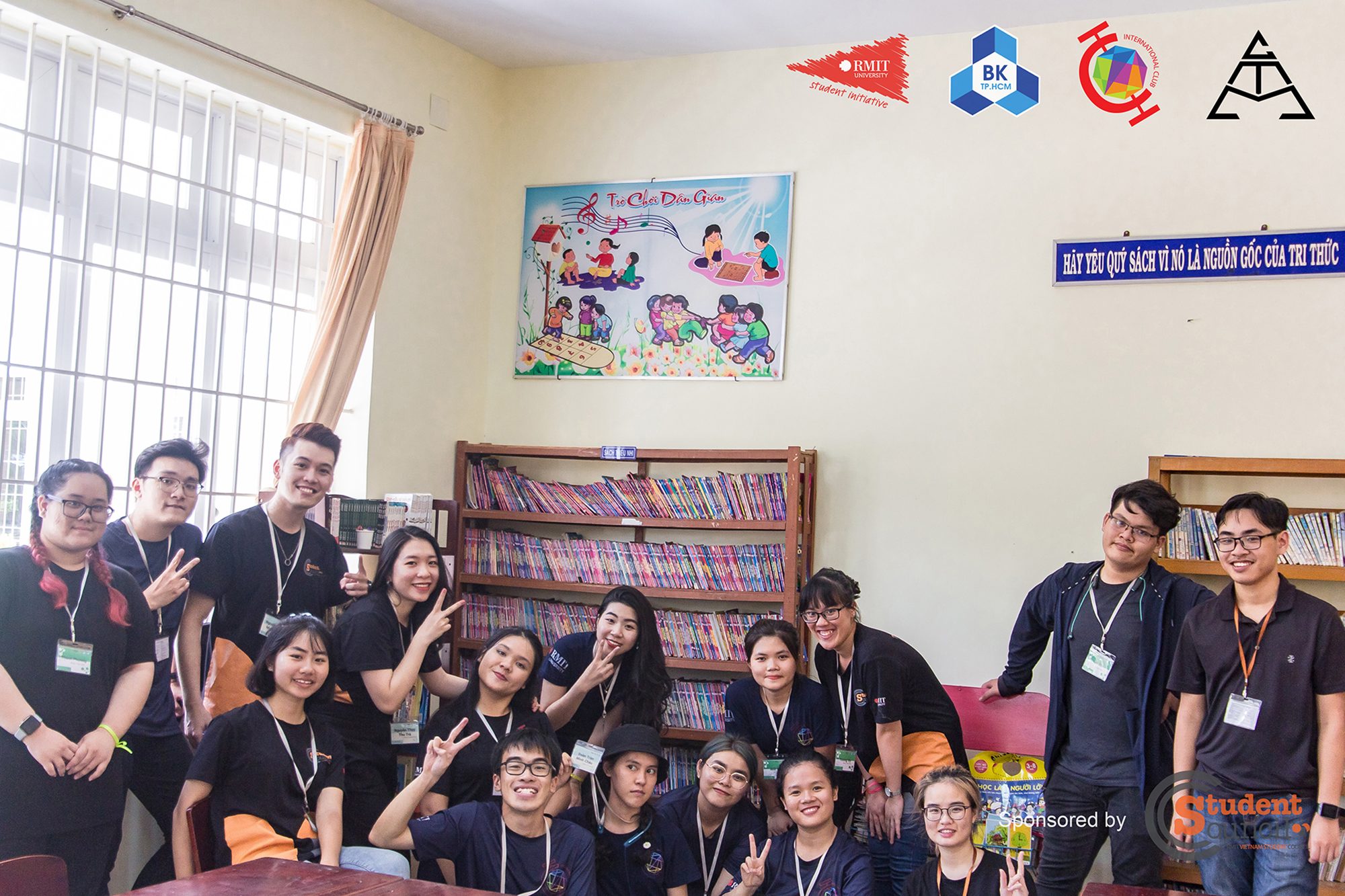 After RMIT student volunteers finished building the bookshelves, they filled them with books and comics for pupils at Tran Van Quan primary school.  