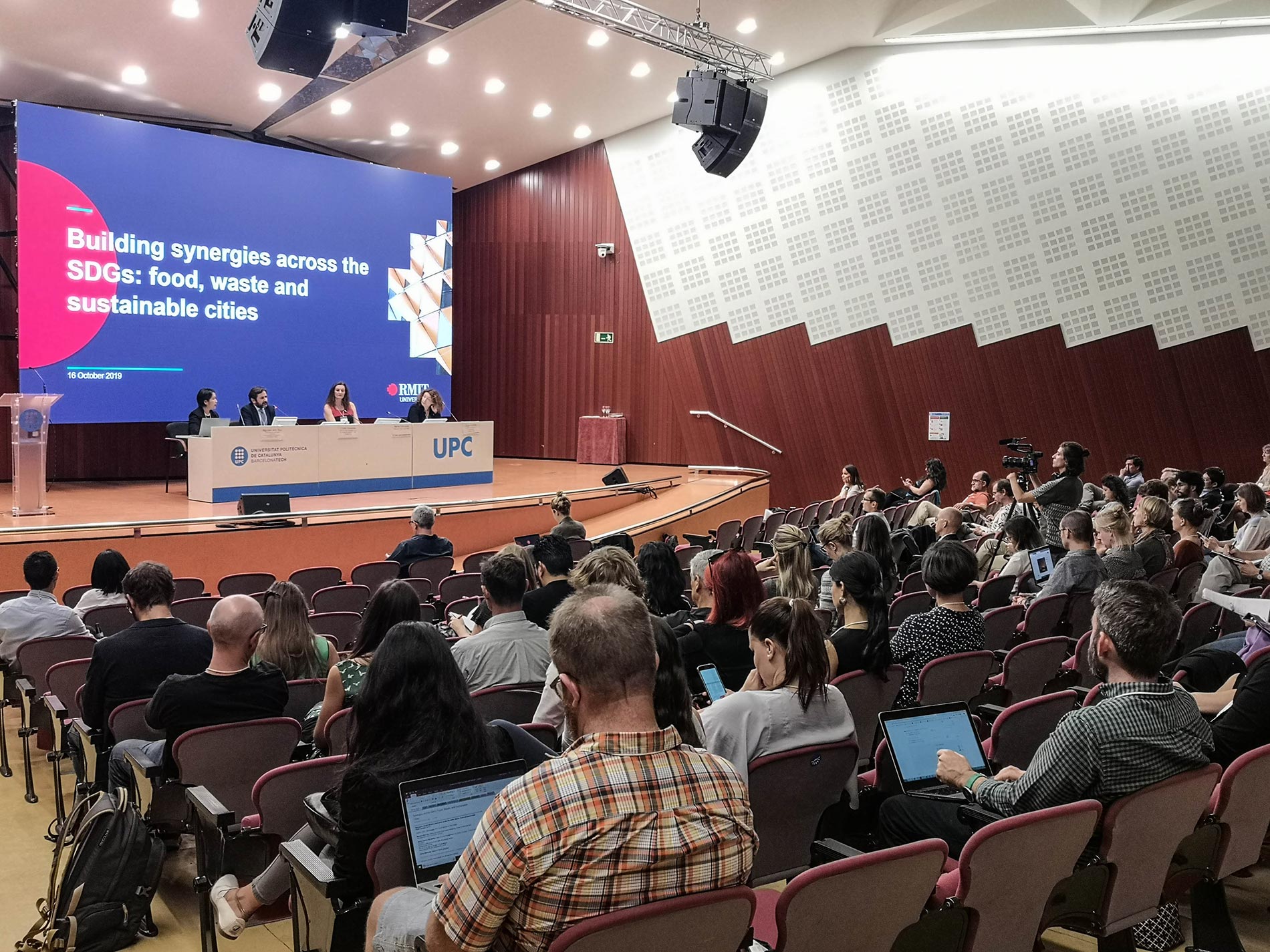 RMIT Vietnam lecturer Dr Nguyen Anh Thu gave insights into the application of zero waste in Vietnam at the ERSCP 2019 panel discussion. 