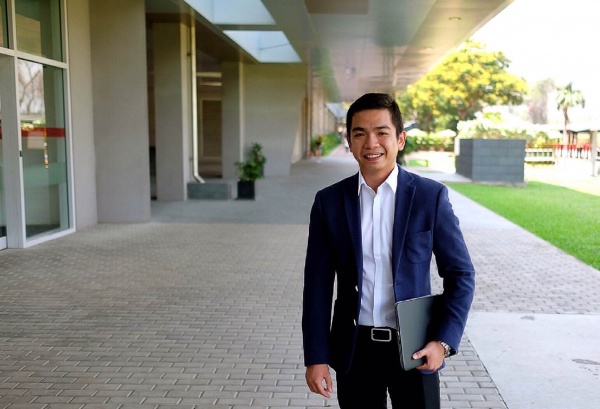 Bang Nguyen often returns to campus. Currently he’s working to bring Toastmasters to RMIT Vietnam.