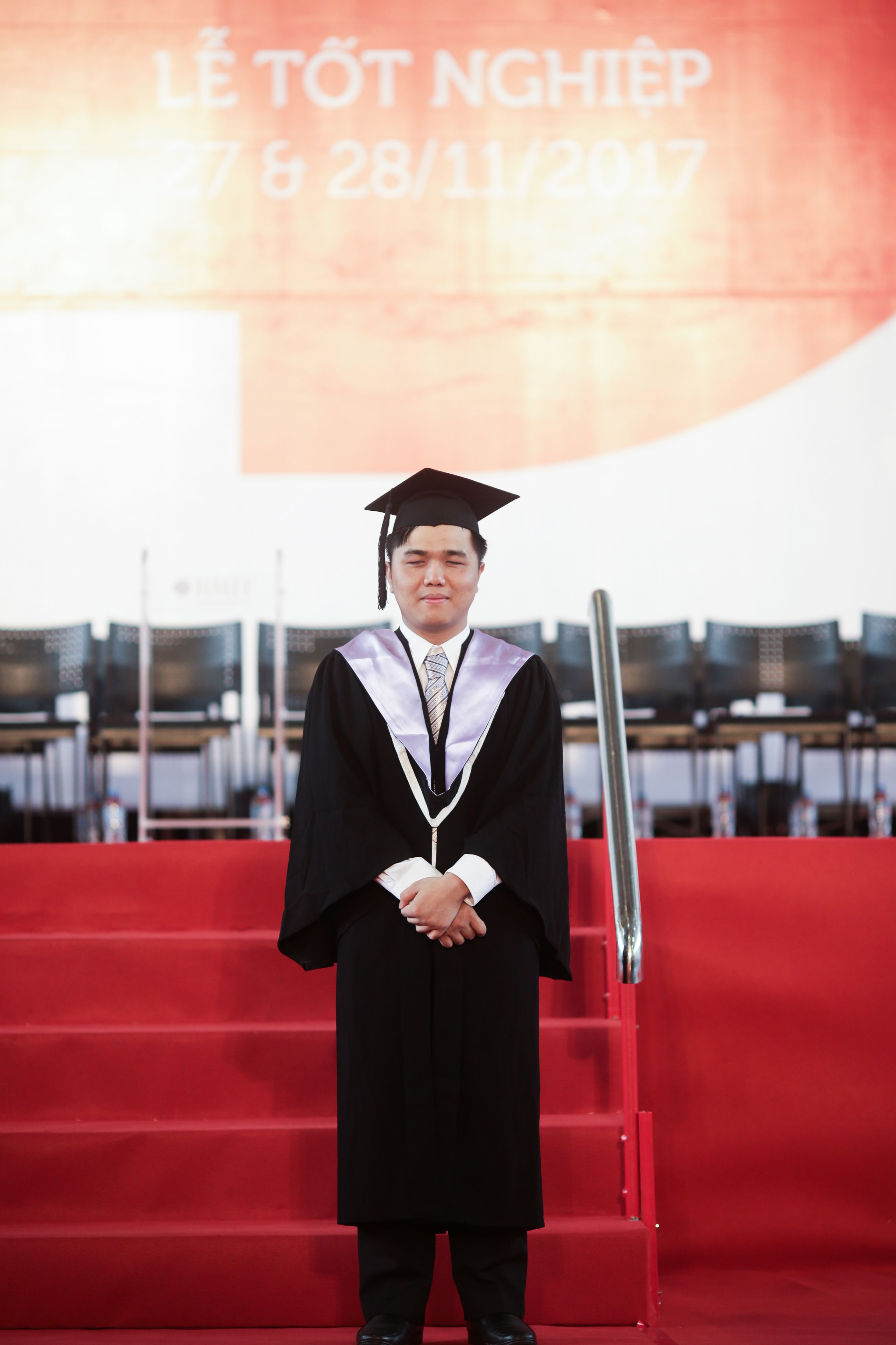 Nguyen Tuan Tu graduated with Distinction from Bachelor of Business (Information Systems) program.