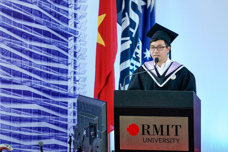 rmit-class-of-2021-graduates-with-pride-at-its-saigon-south-campus-2