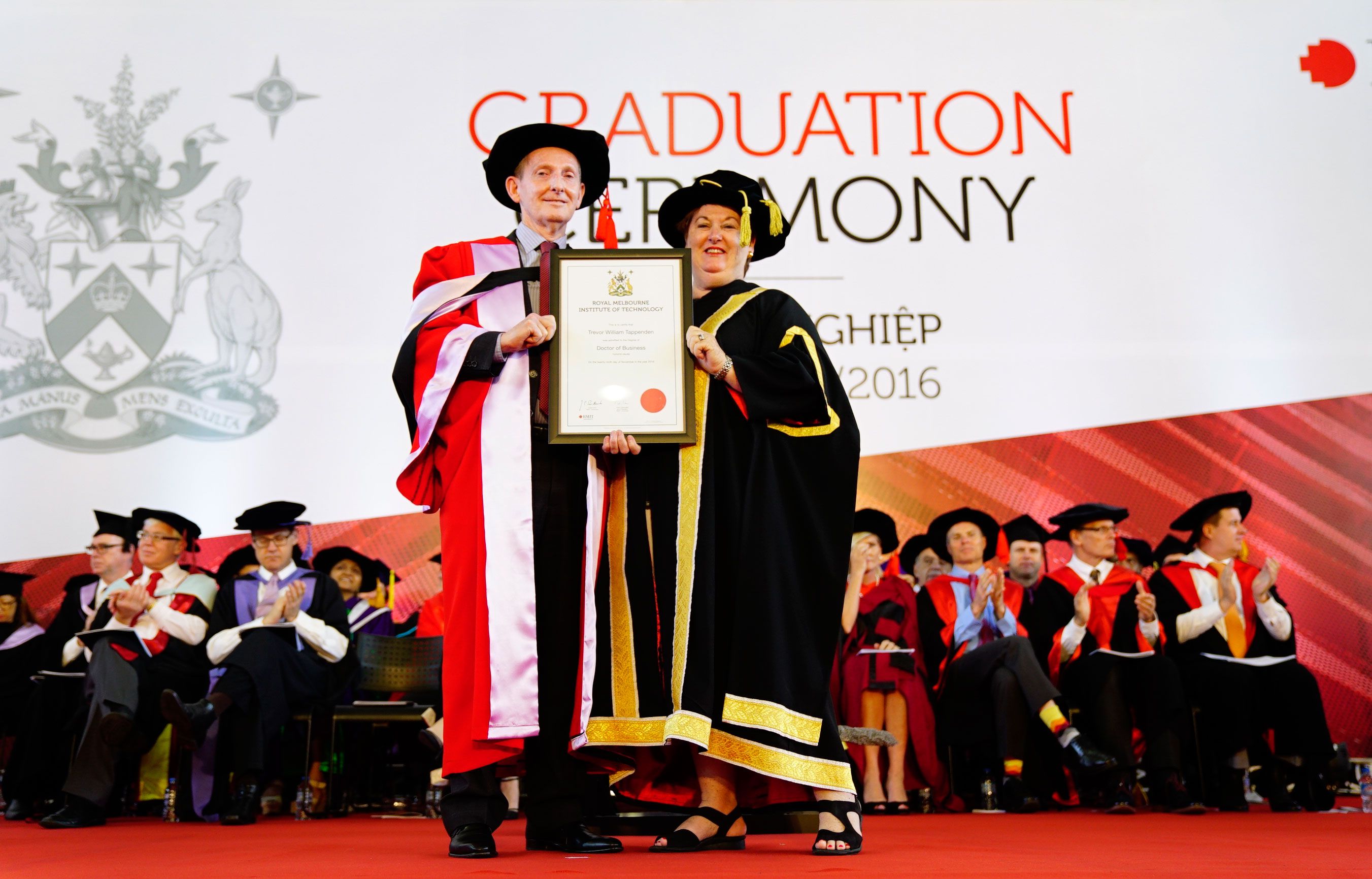Mr Trevor Tappenden is awarded an Honorary Doctorate at RMIT Vietnam’s 2016 graduation ceremonies.