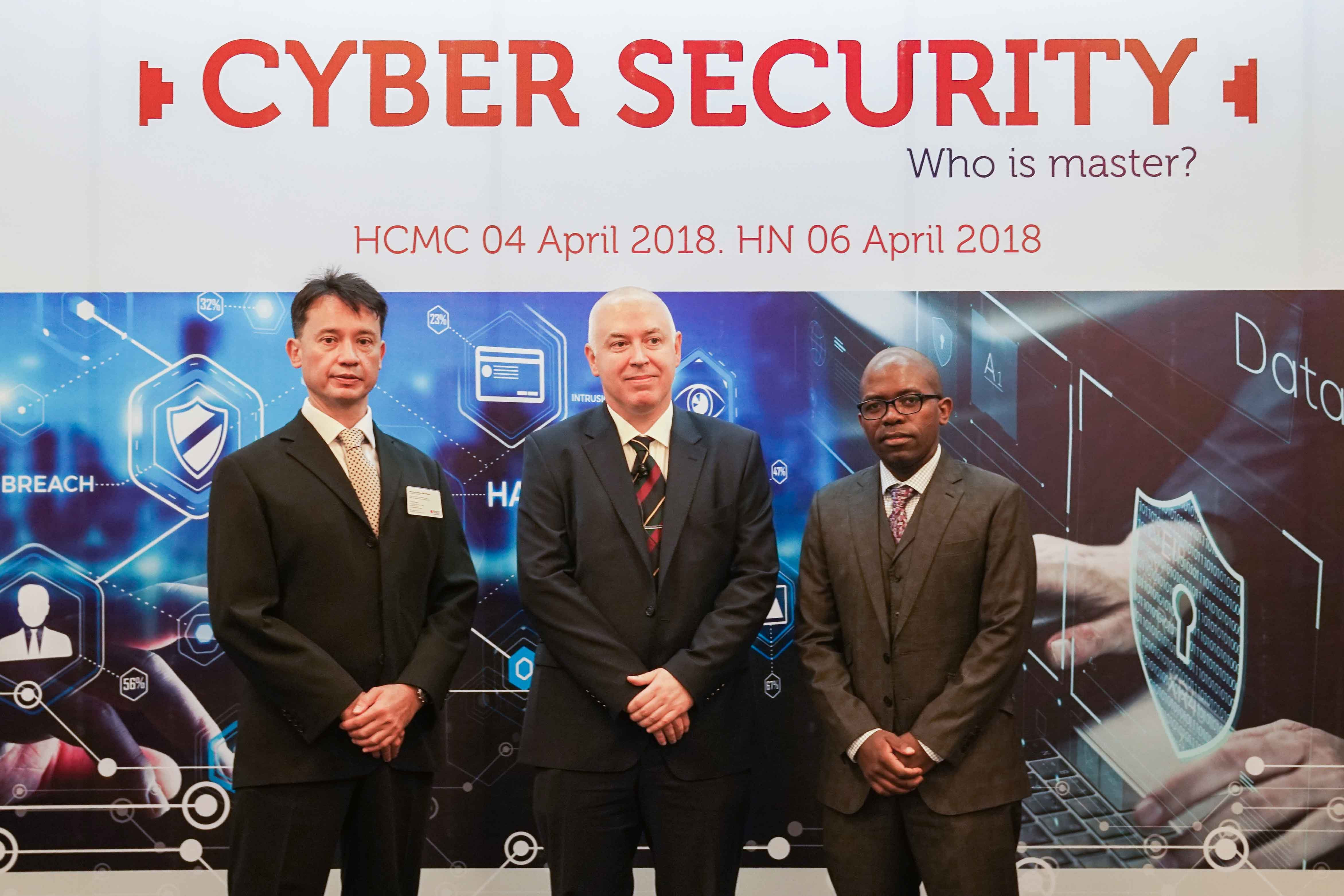 (From left to right) Associate Professor Jerry Watkins (RMIT Vietnam Director of the Centre of Digital Excellence), Professor Matthew Warren (Deputy Director of the Centre for Cyber Security Research, Deakin University), and Associate Professor Mathews Nkhoma (Head of the School of Business & Management, RMIT Vietnam) at the symposia Cyber Security: Who is master?