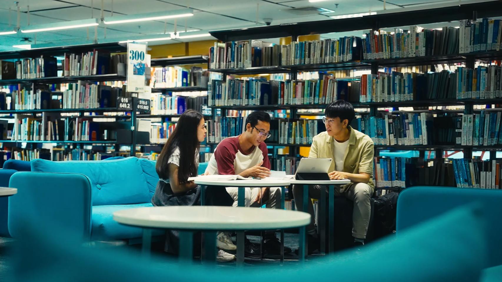 Foundation Studies Students in library